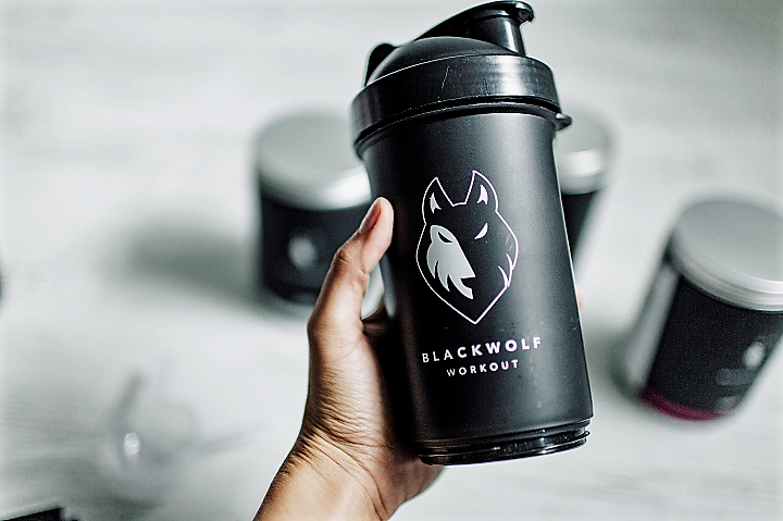 black wolf shaker